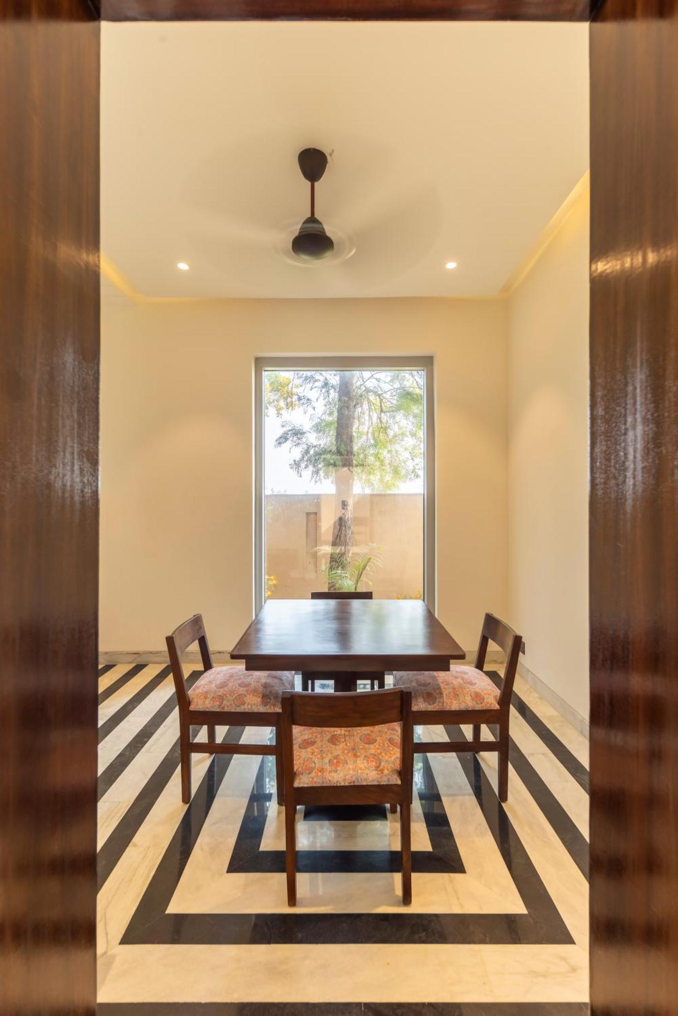 Vanaashrya Resort And Spa Sariska Tehla Buitenkant foto