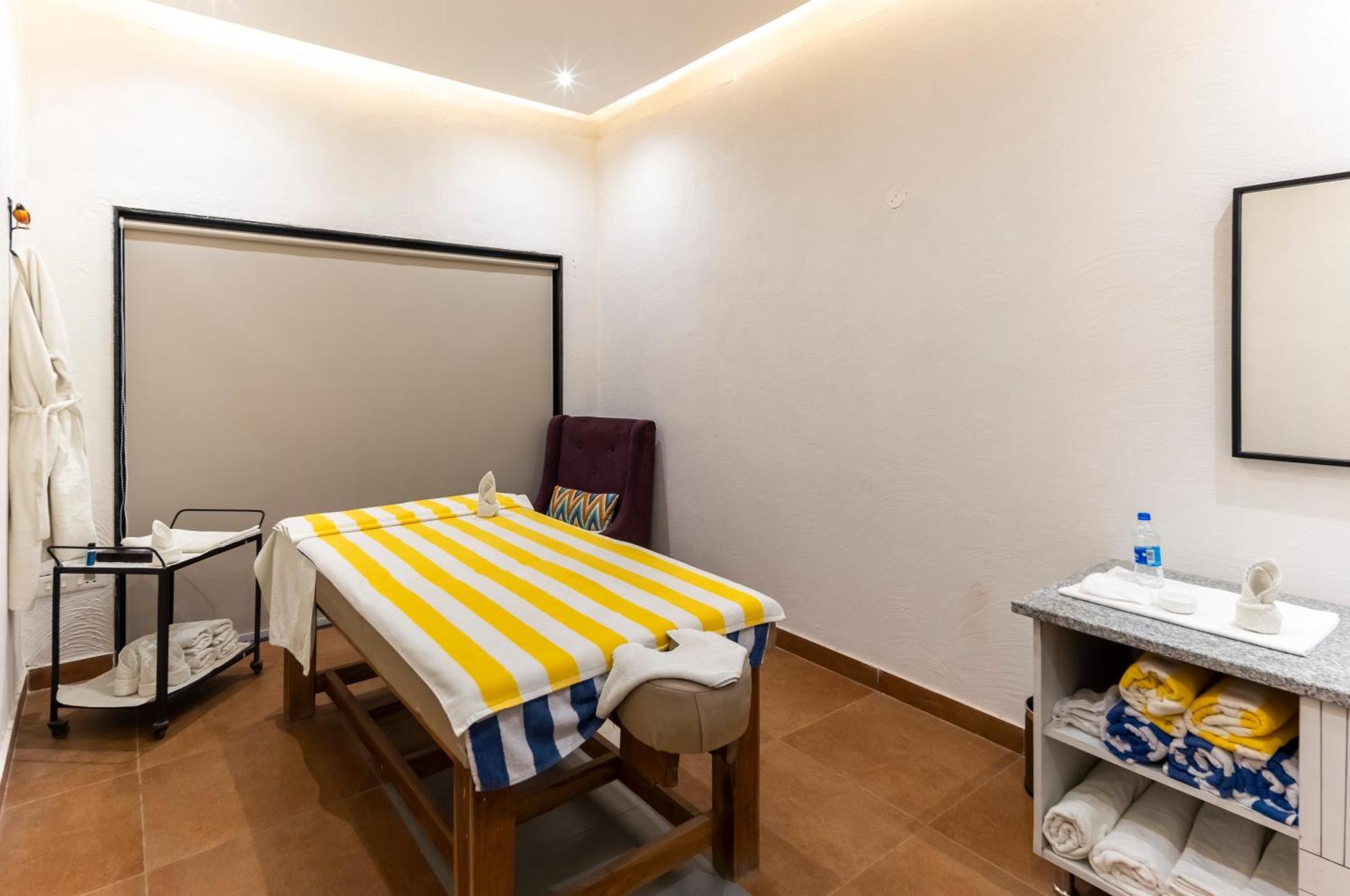 Vanaashrya Resort And Spa Sariska Tehla Buitenkant foto