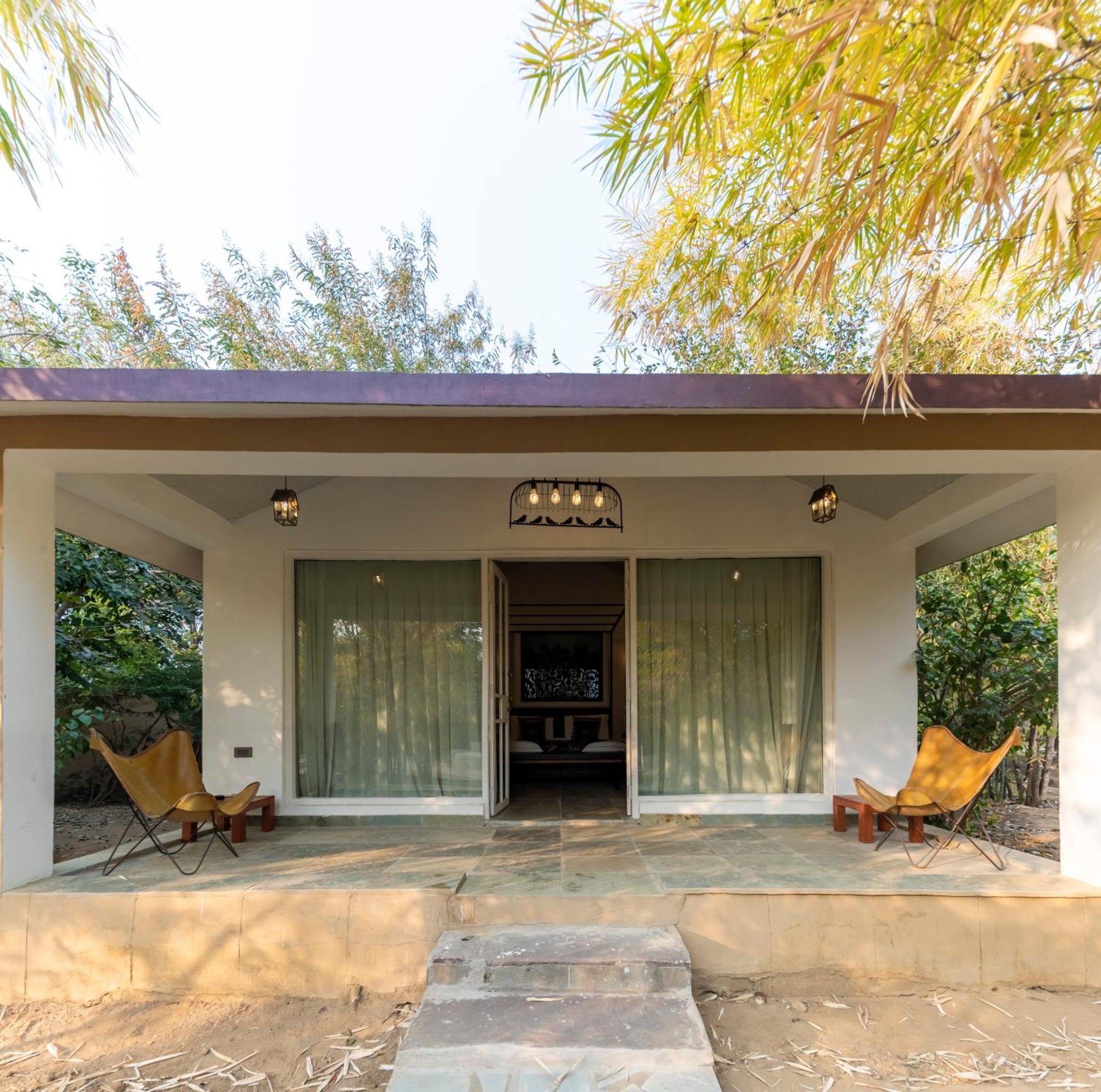 Vanaashrya Resort And Spa Sariska Tehla Buitenkant foto